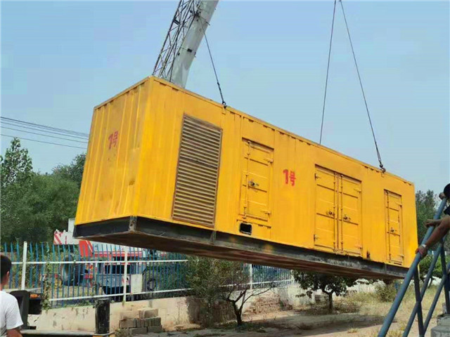 平果300KW柴油发电机组油耗是多少？