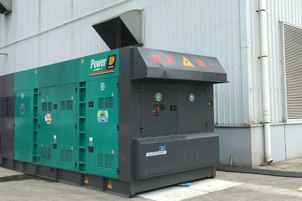 平果燃油滤清器的更换流程是怎样的？