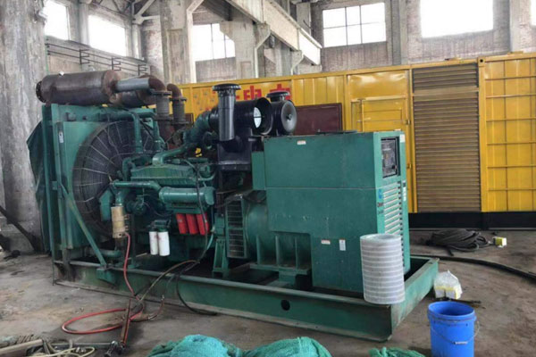 平果发电机组的空气滤清器应该如何保养？