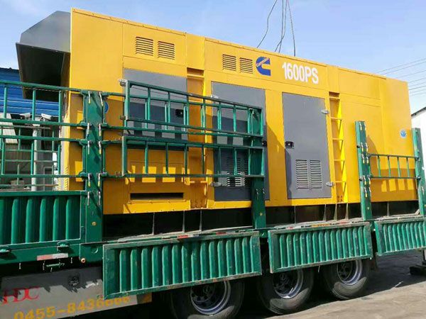 平果测量水冷式机油散热器密封件尺寸时的注意事项有哪些？